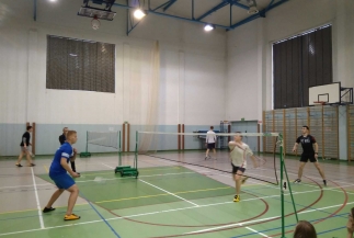 Badminton